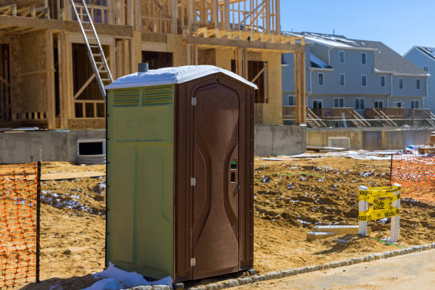 Best Portable restroom trailer rental  in Stuarts Draft, VA